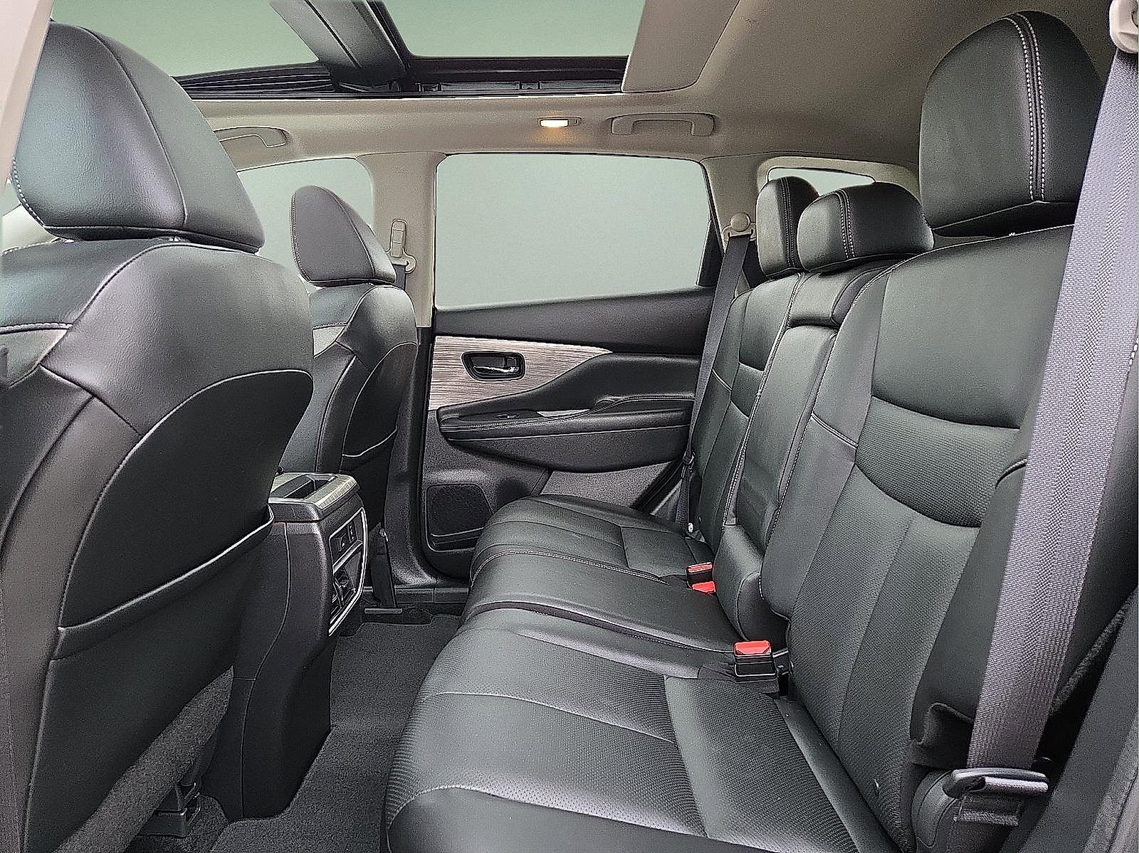 Used 2018 Nissan Murano Platinum image 10