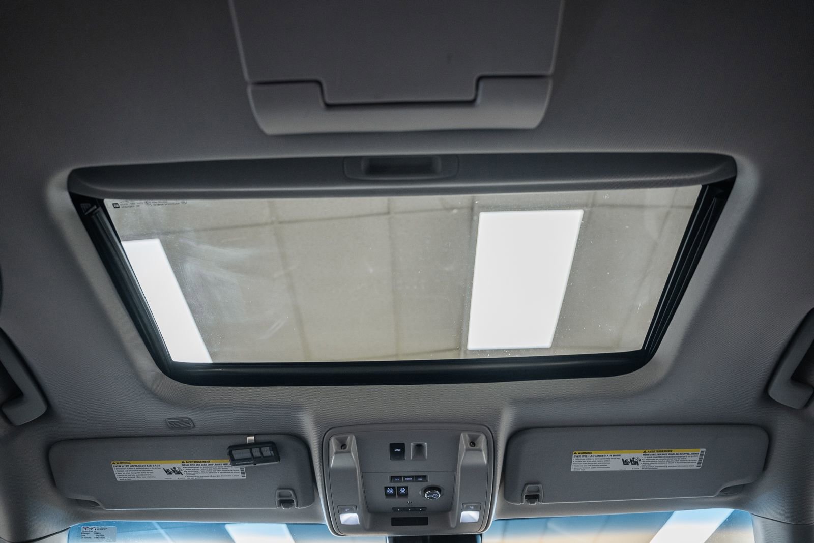 Used 2018 GMC Yukon Denali image 38