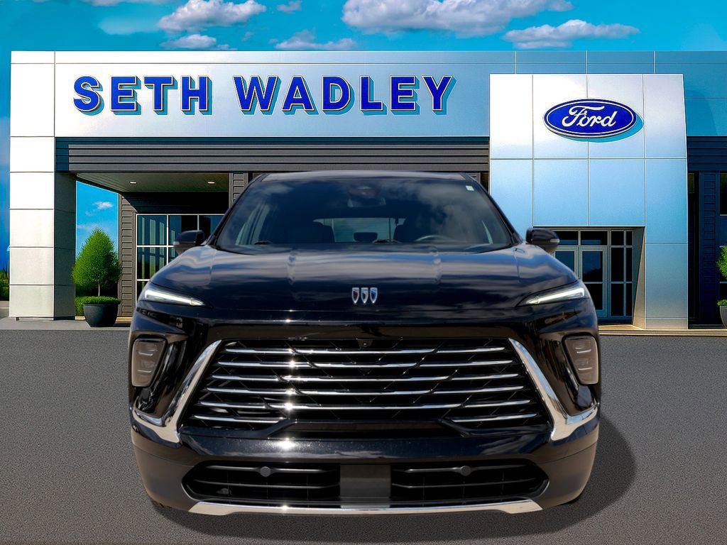 Used 2025 Buick Enclave Preferred image 8