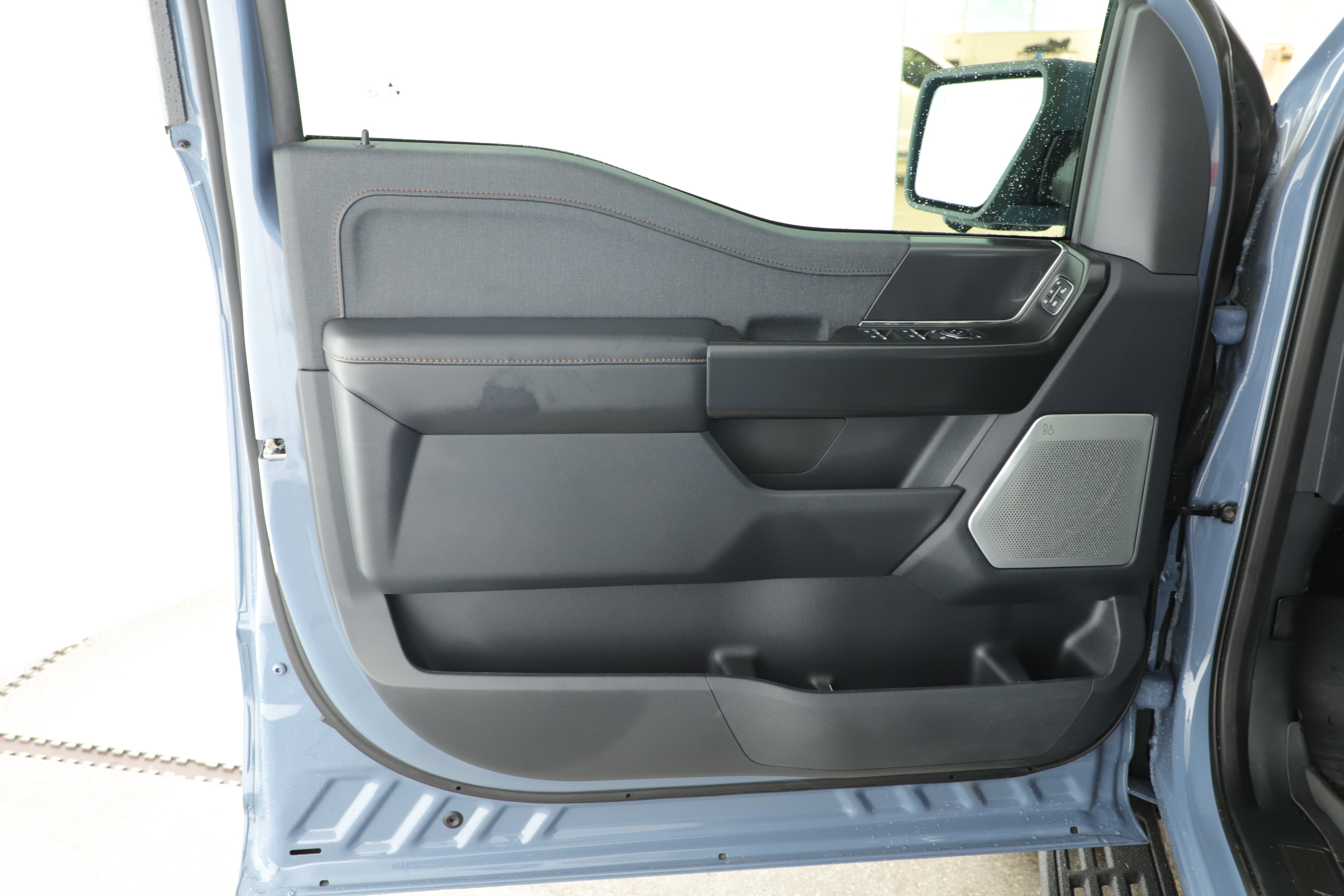 Certified 2023 Ford F150 Raptor AWD/4WD image 8