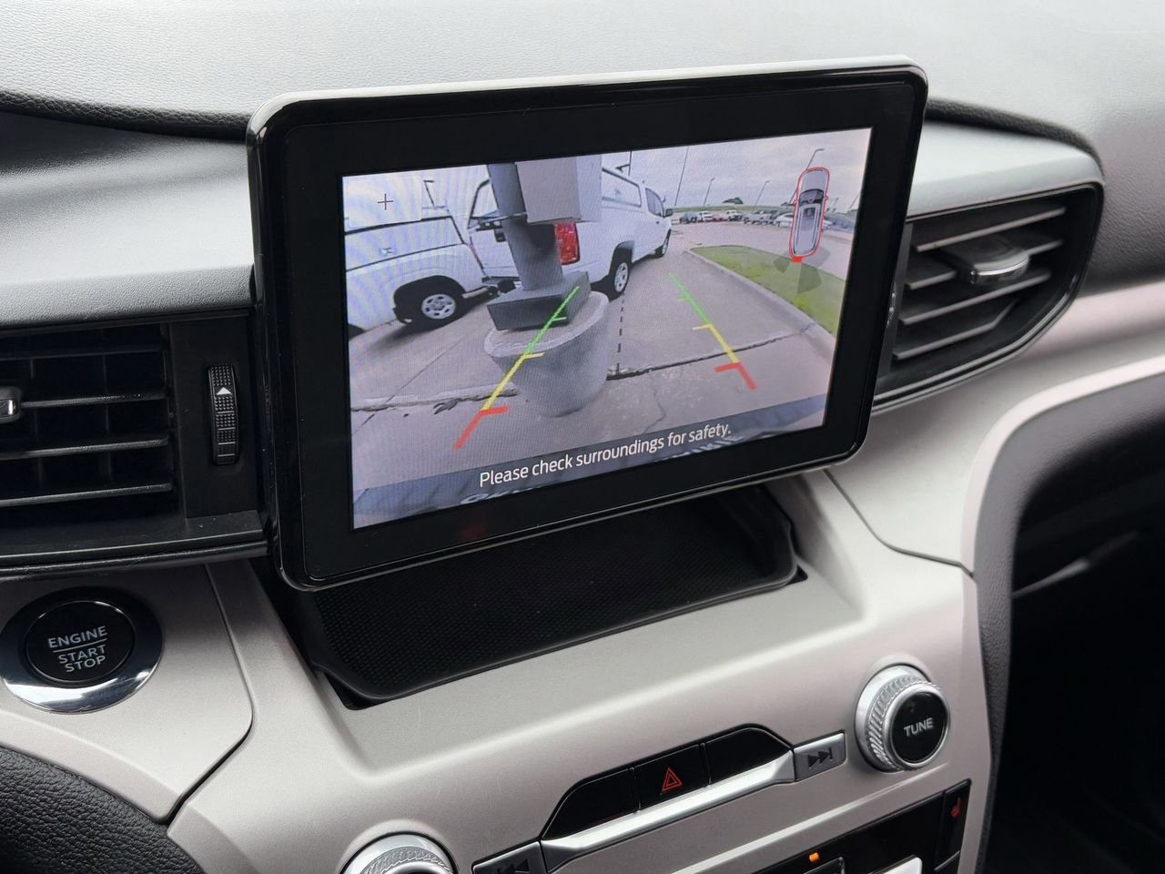 Certified 2022 Ford Explorer XLT image 21