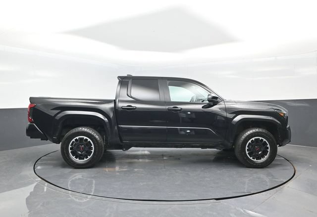 Used 2024 Toyota Tacoma SR5 AWD/4WD image 3