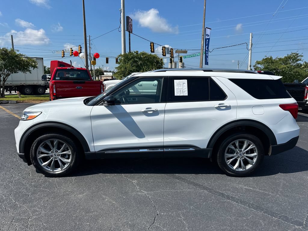 Certified 2023 Ford Explorer Limited AWD/4WD image 4