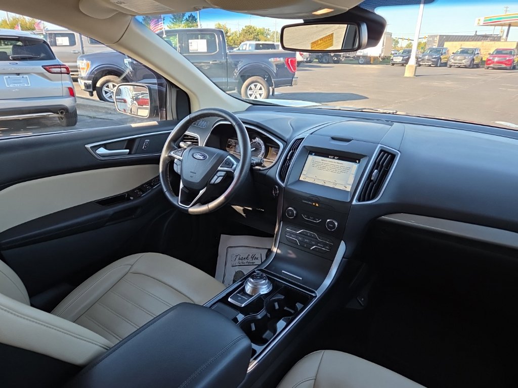Certified 2019 Ford Edge SEL w/ Equipment Group 201A AWD/4WD image 9