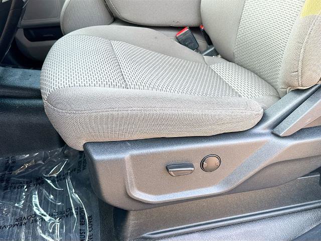 Certified 2022 Ford F250 XLT w/ XLT Value Package AWD/4WD image 16