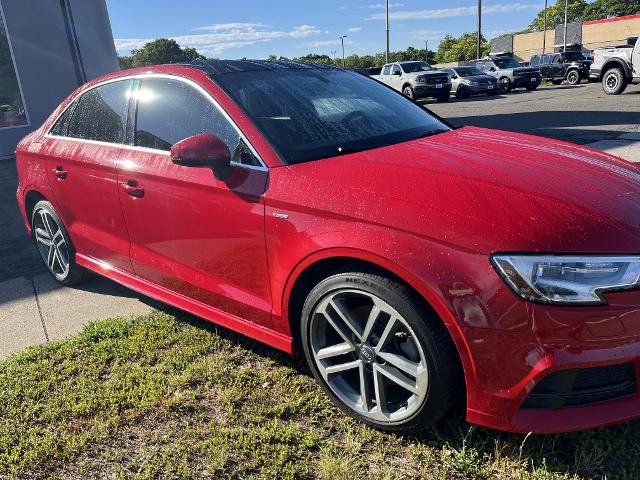 Used 2018 Audi A3 2.0T Premium Plus w/ Premium Plus Package AWD/4WD image 3