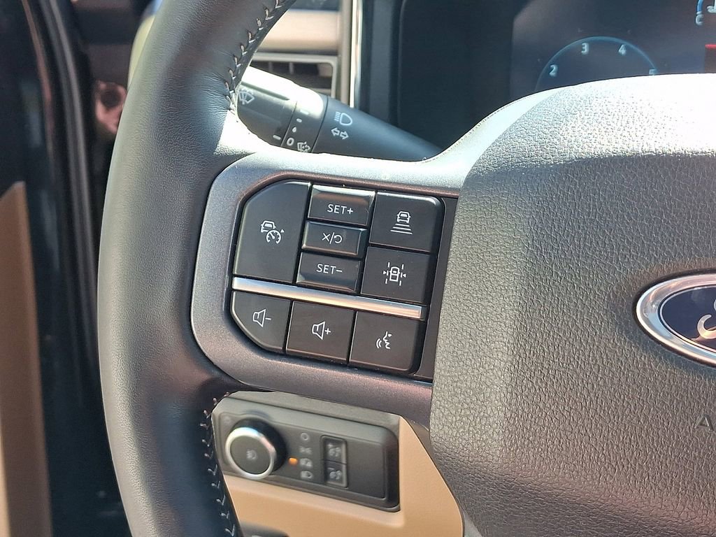 Certified 2024 Ford F250 Lariat w/ Lariat Ultimate Package AWD/4WD image 23