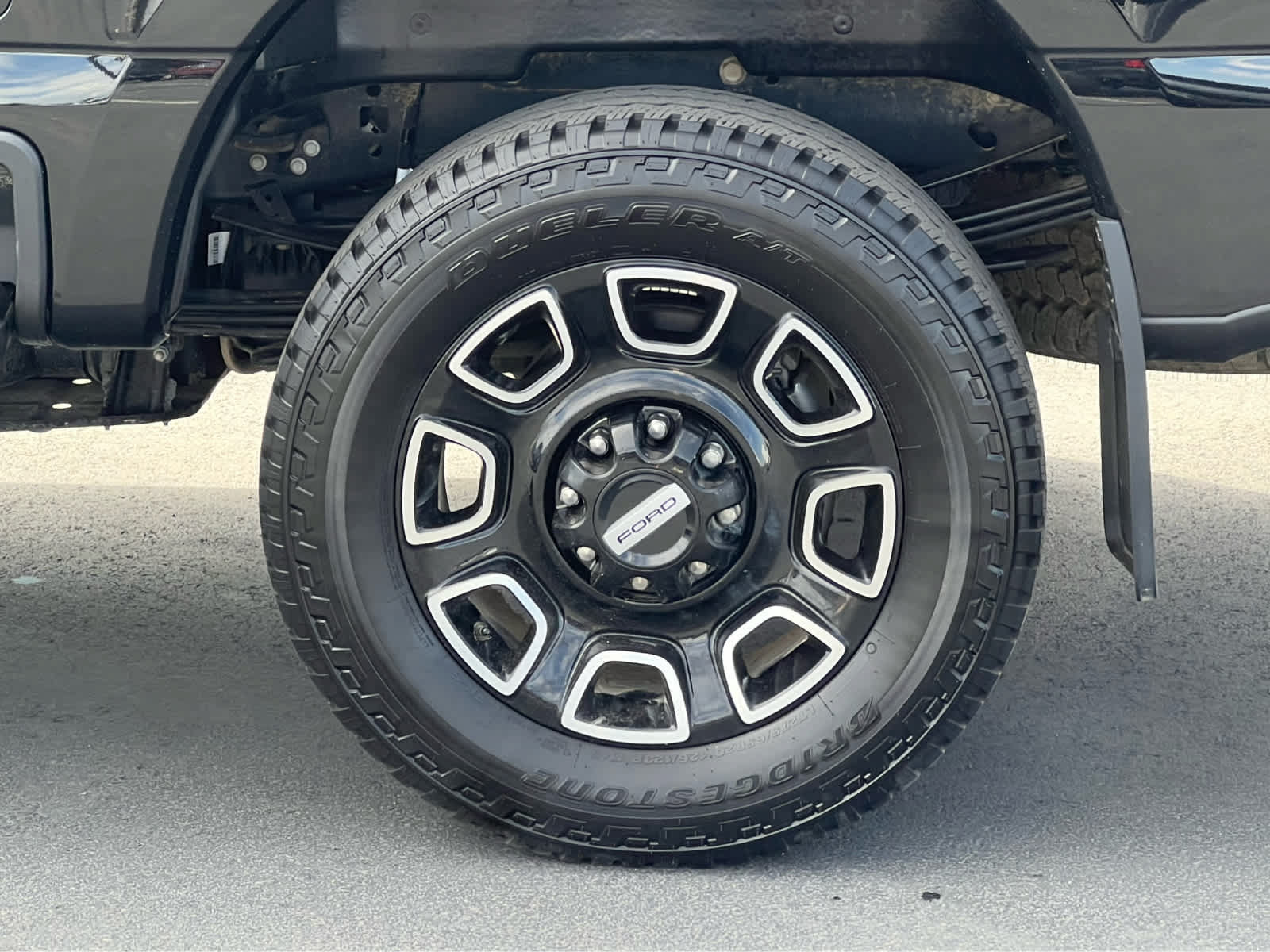 Certified 2026 Ford F350 Platinum AWD/4WD image 14