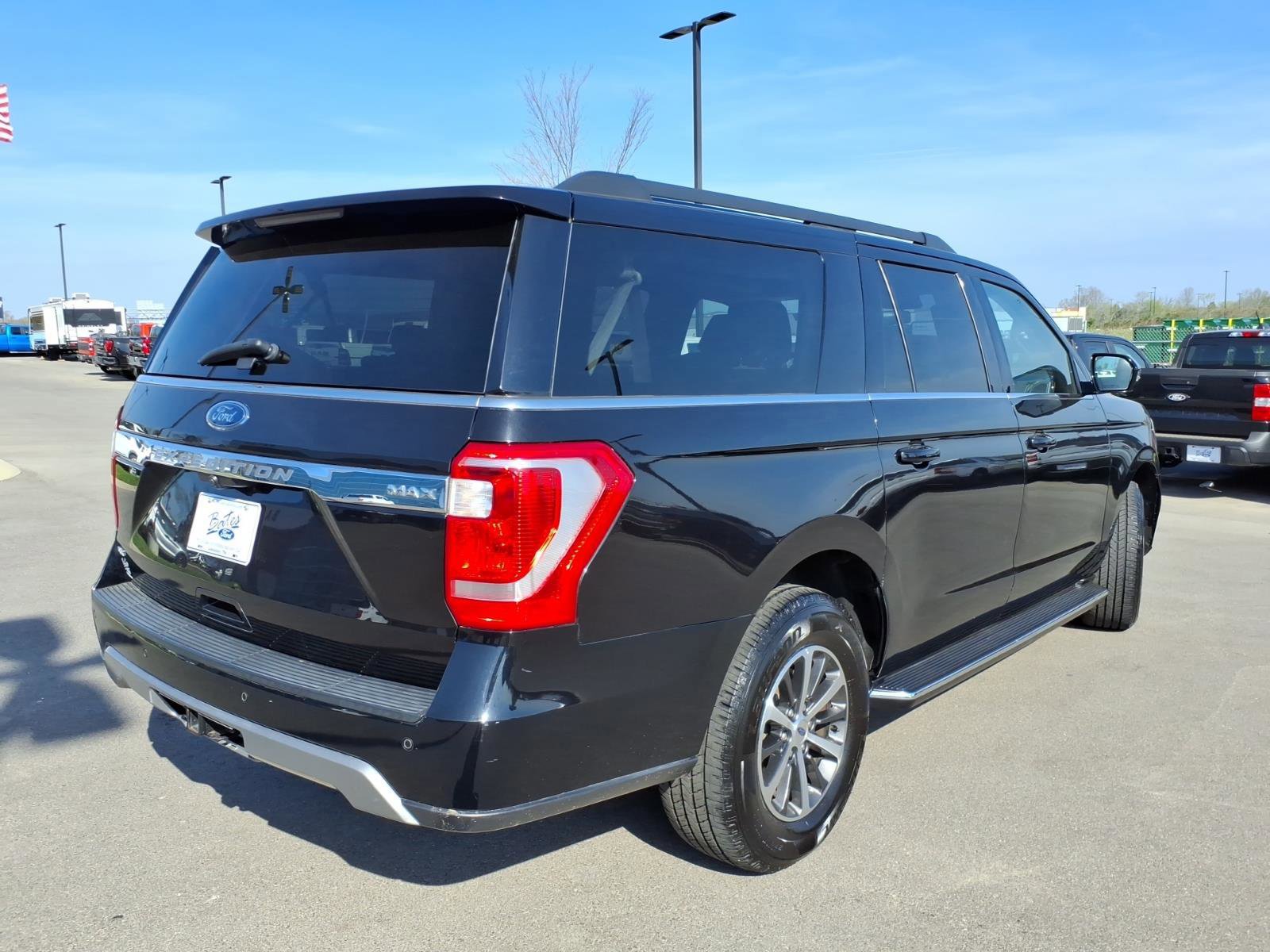 Certified 2021 Ford Expedition Max XLT image 5