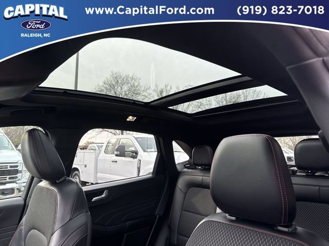 Certified 2023 Ford Escape ST-Line w/ Tech Pack #1 image 21