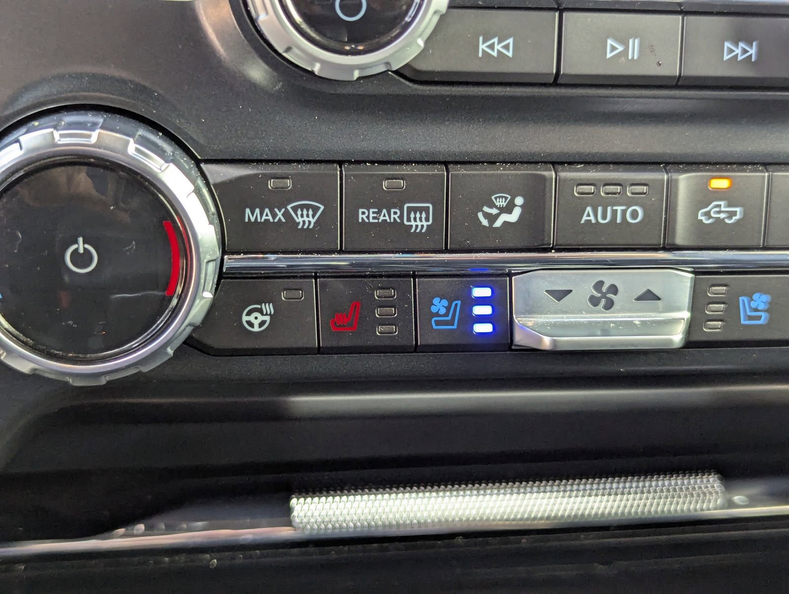 Certified 2024 Ford F150 Lariat w/ Bed Utility Package AWD/4WD image 29