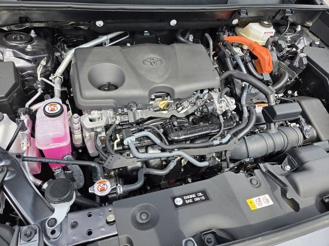 Used 2025 Toyota RAV4 XLE AWD/4WD image 20
