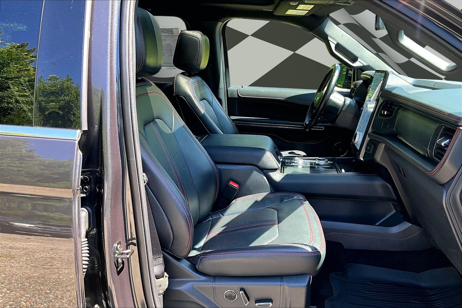 Certified 2023 Ford Expedition Max Limited AWD/4WD image 7