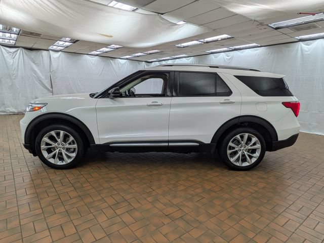 Certified 2023 Ford Explorer Platinum w/ Technology Package AWD/4WD image 4