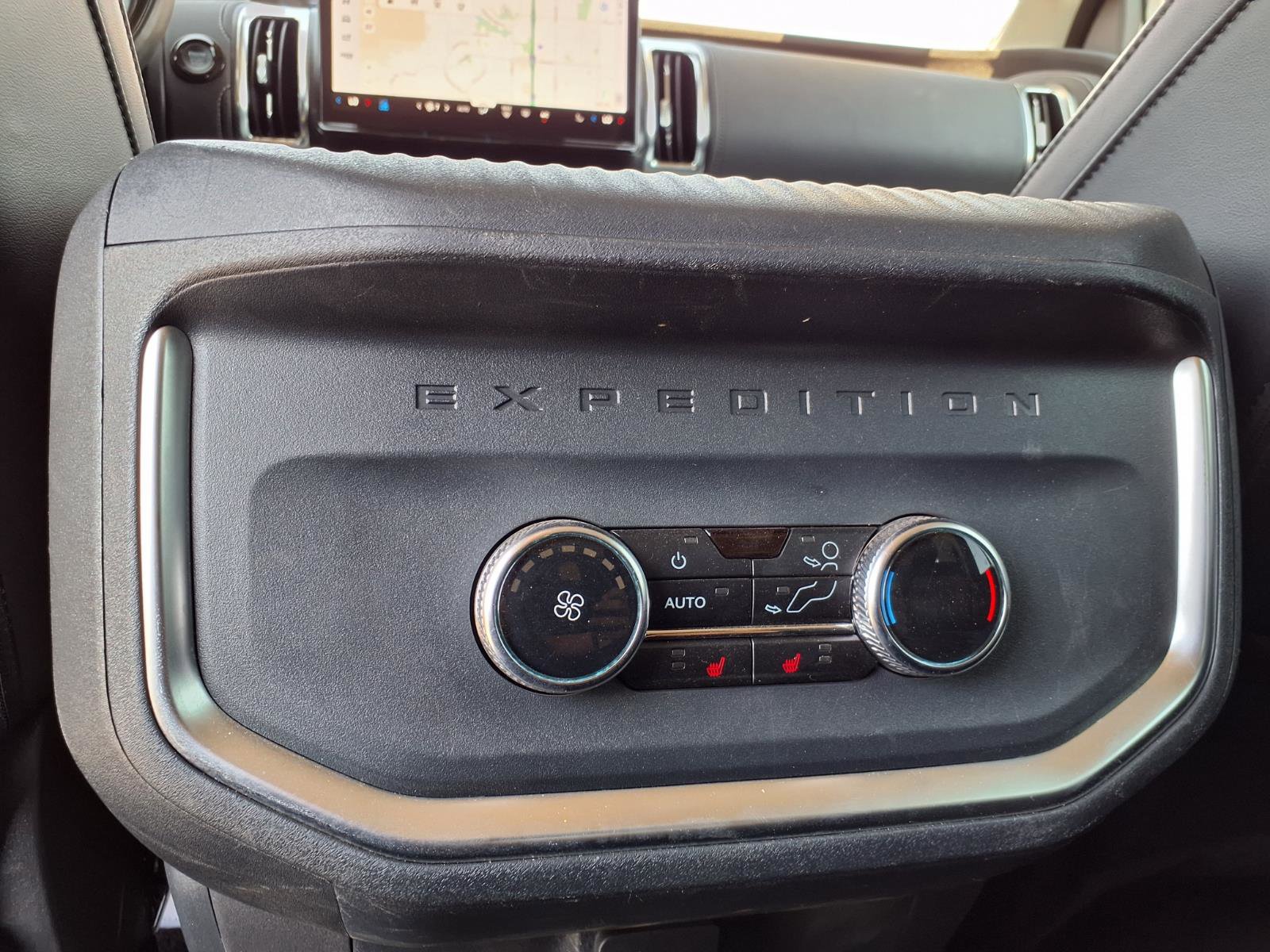 Certified 2025 Ford Expedition Max Platinum AWD/4WD image 19