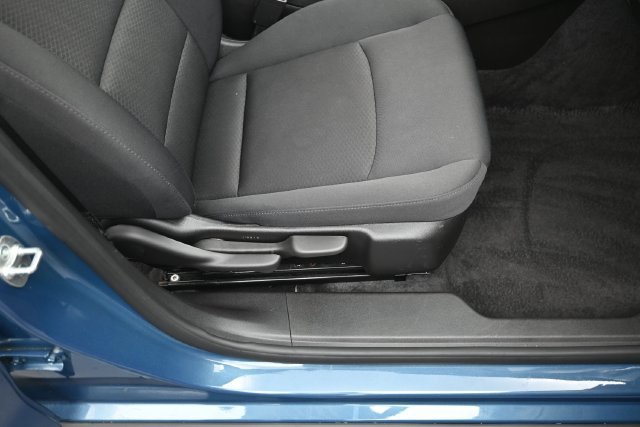 Used 2025 Chevrolet Malibu LT FWD image 33