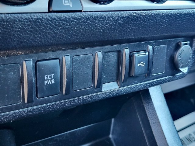 Used 2021 Toyota Tacoma SR w/ SX Package AWD/4WD image 25