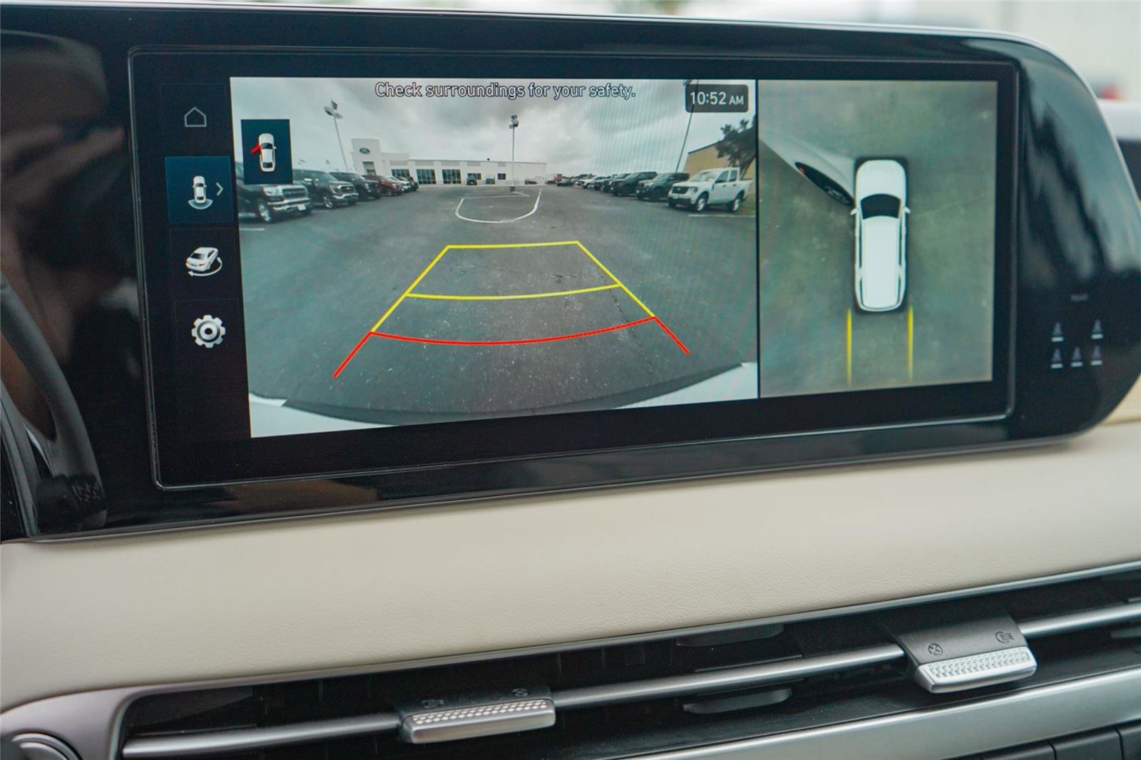 Used 2023 Hyundai Palisade Limited FWD image 19