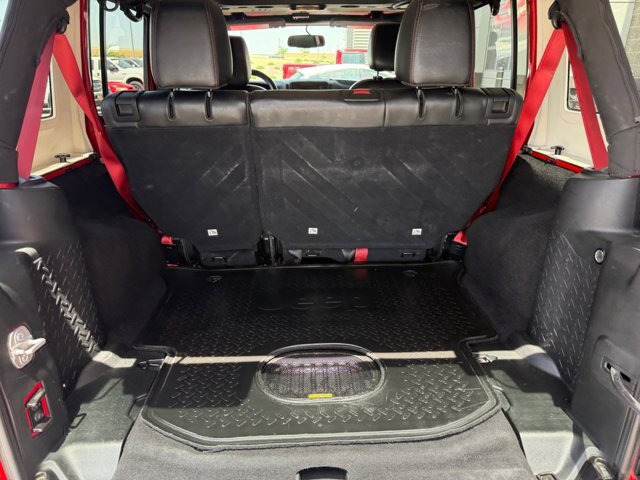 Used 2018 Jeep Wrangler Unlimited Rubicon AWD/4WD image 18