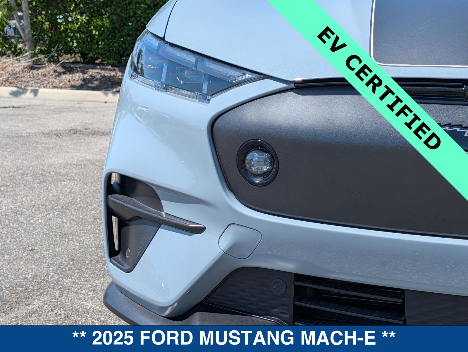 Certified 2025 Ford Mustang Mach-E GT AWD/4WD image 10