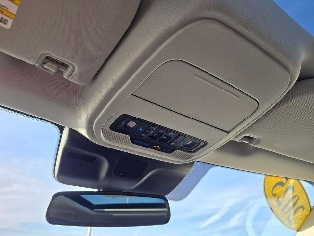 Certified 2025 Ford Expedition Max Platinum image 30