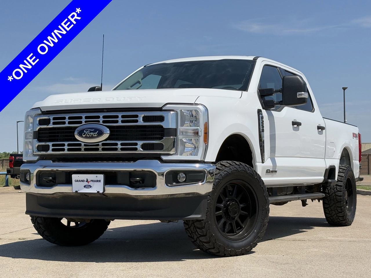 Certified 2025 Ford F250 XLT w/ FX4 Off-Road Package AWD/4WD image 2