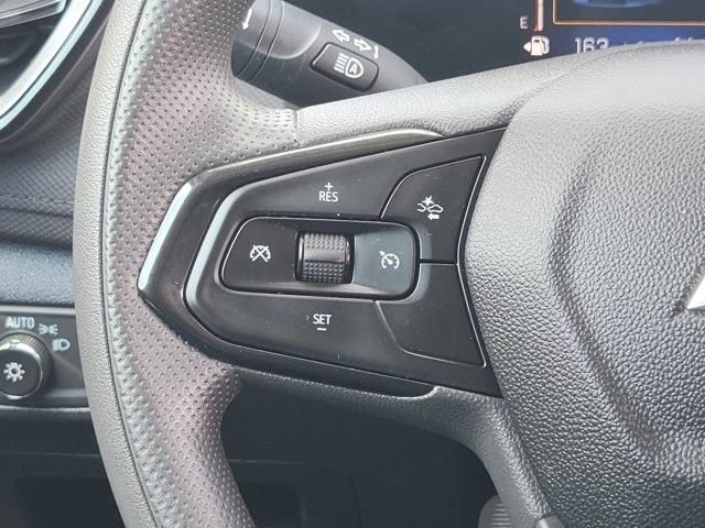 Used 2025 Chevrolet TrailBlazer LT AWD/4WD image 28