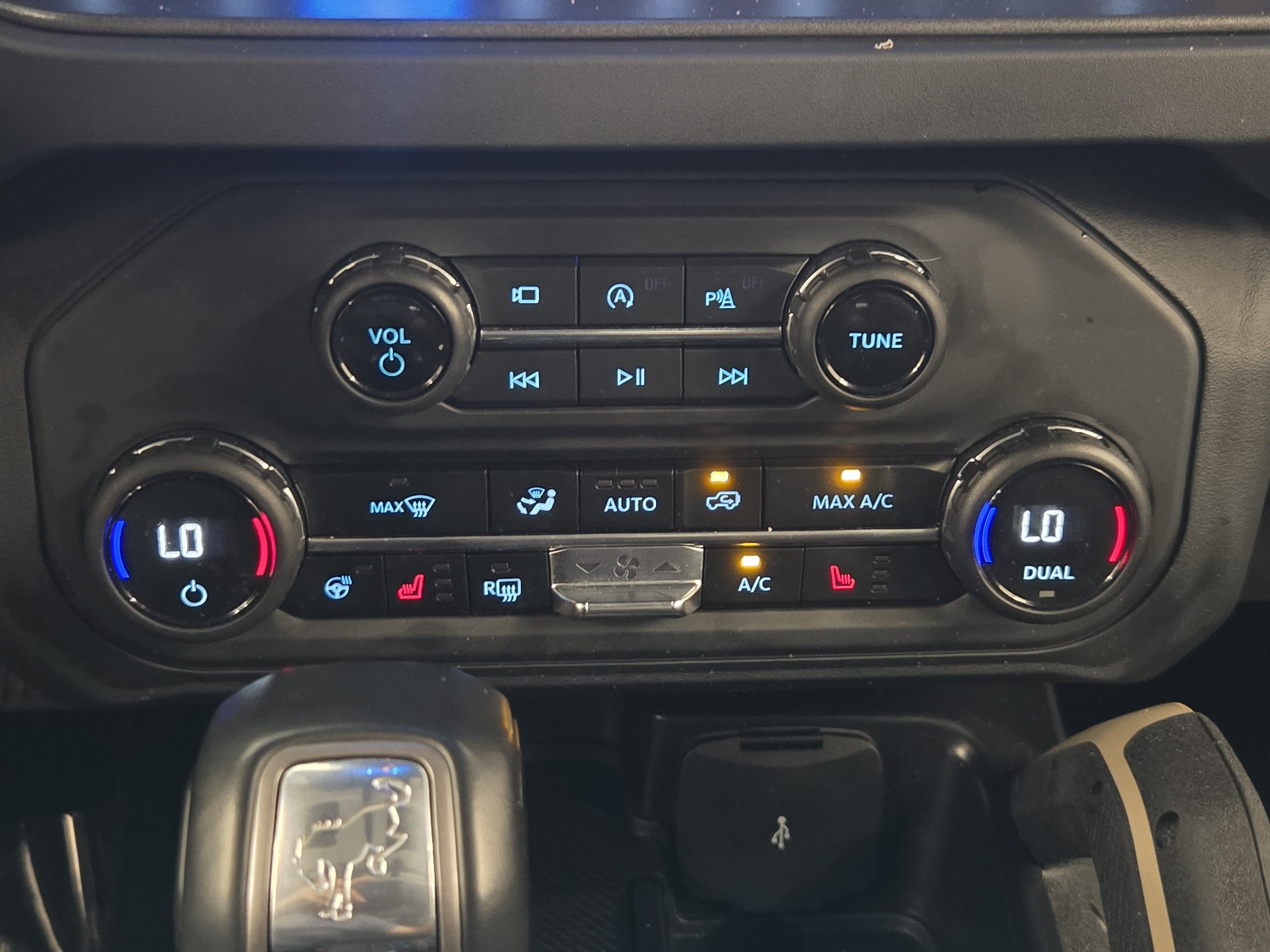 Certified 2025 Ford Bronco Badlands AWD/4WD image 19