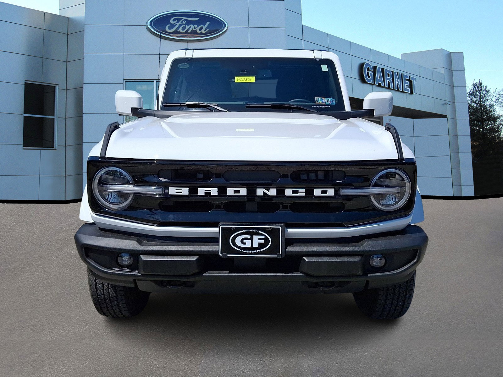 Certified 2025 Ford Bronco Outer Banks AWD/4WD image 3