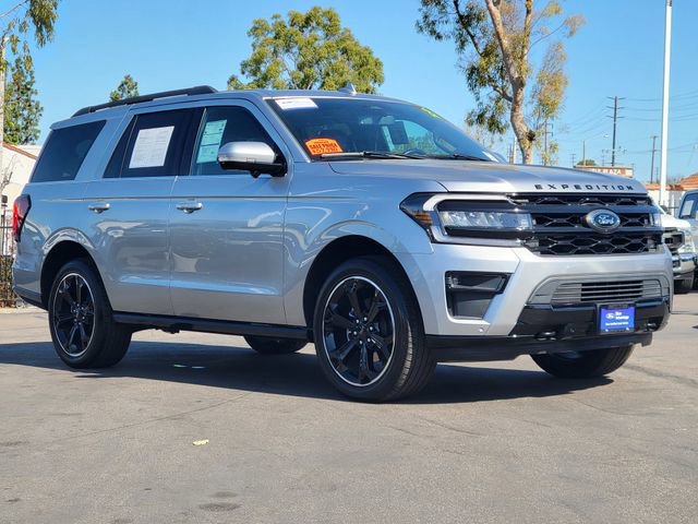 Certified 2022 Ford Expedition Limited image 6