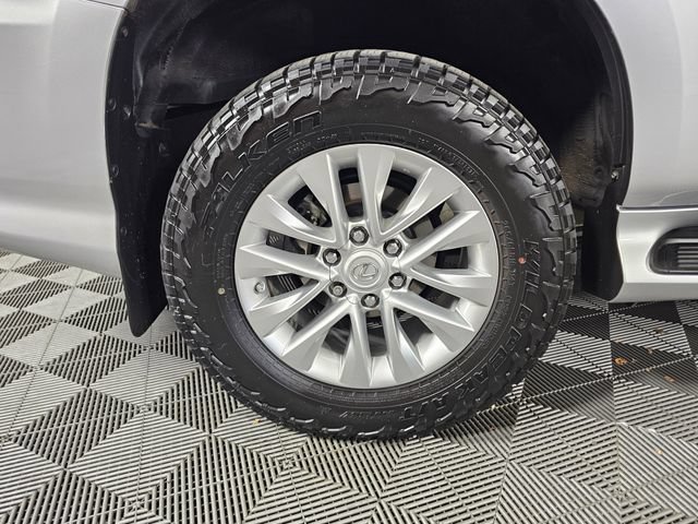 Used 2018 Lexus GX 460 Premium w/ Premium Package AWD/4WD image 9