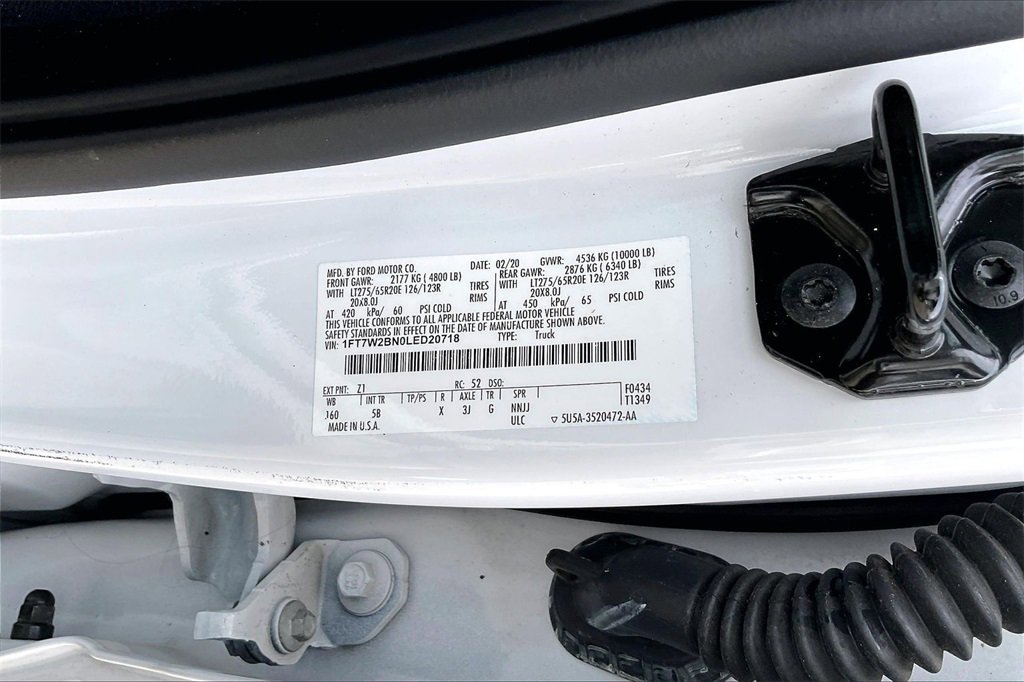 Certified 2020 Ford F250 Lariat w/ Lariat Value Package image 16