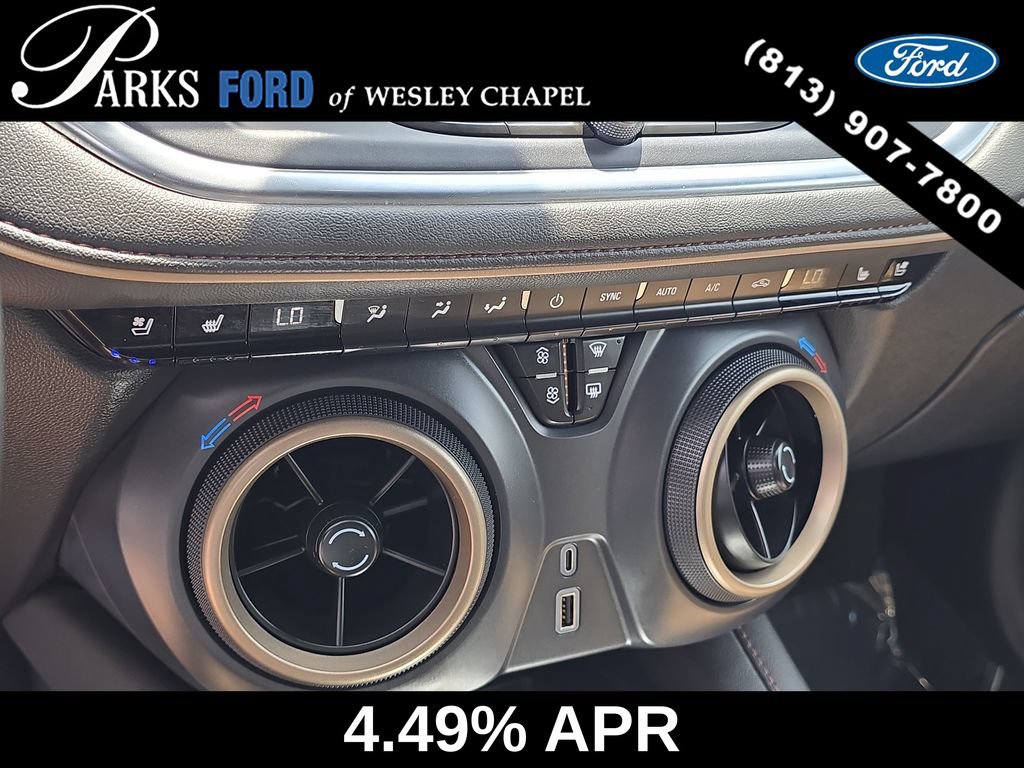 Used 2024 Chevrolet Blazer Premier w/ Enhanced Convenience Package FWD image 25