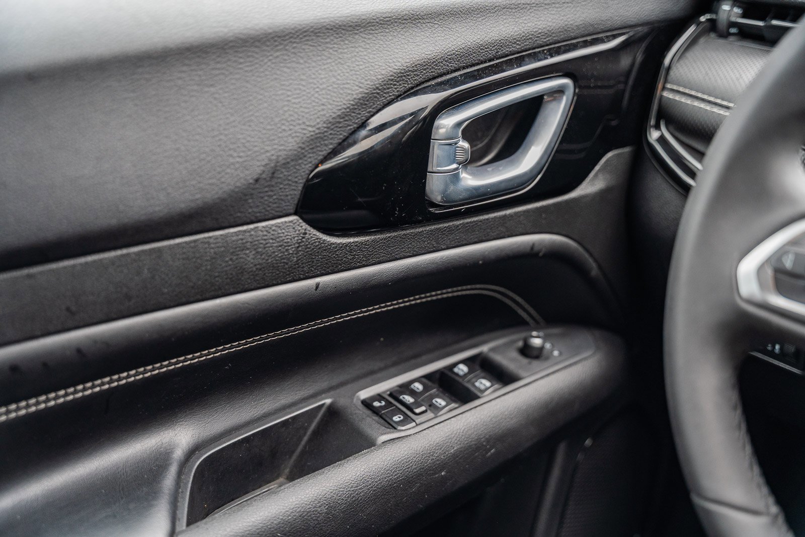 Used 2023 Jeep Compass Altitude image 26