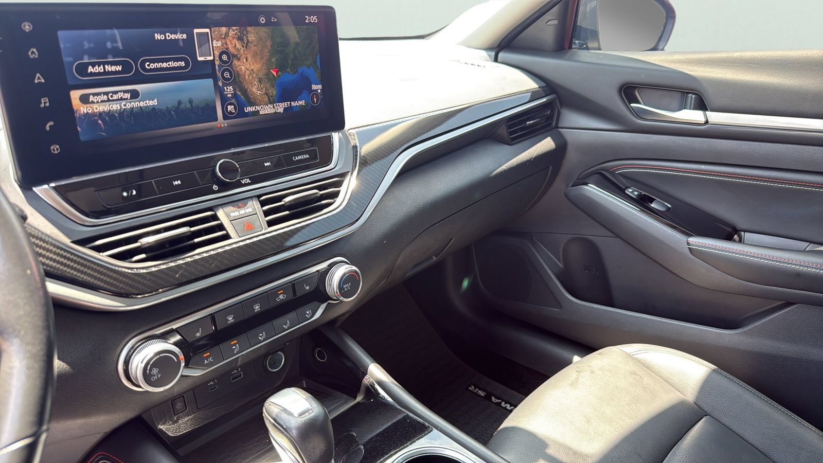 Used 2023 Nissan Altima 2.5 SR w/ SR Premium Package FWD image 18