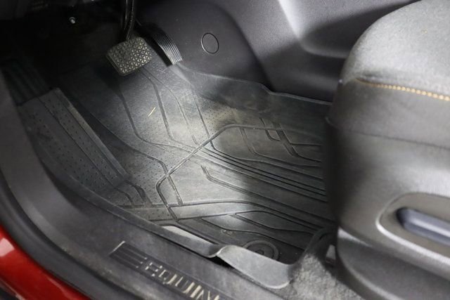 Used 2024 Chevrolet Equinox LT image 32