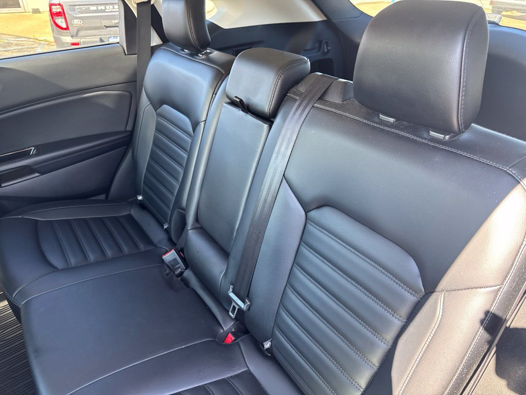 Certified 2019 Ford Edge SEL w/ Equipment Group 201A AWD/4WD image 30
