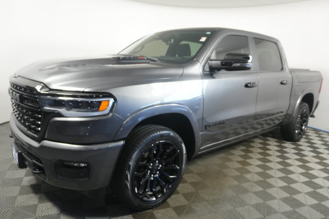 Used 2025 RAM 1500 Limited AWD/4WD image 7