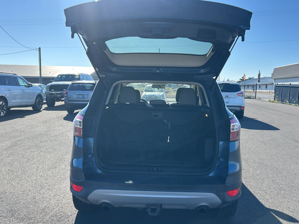 Certified 2018 Ford Escape SE AWD/4WD image 27