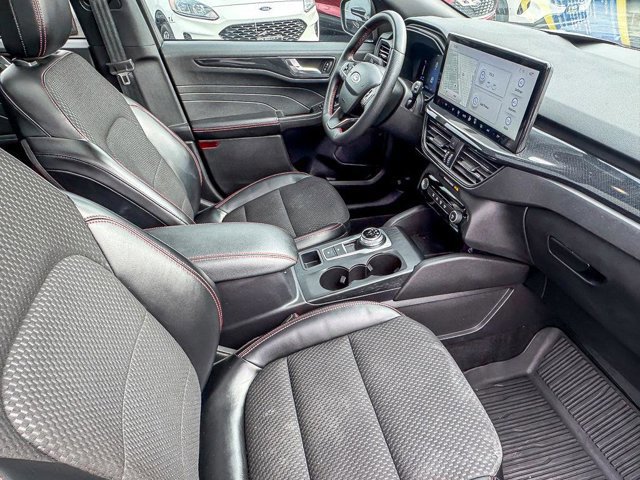 Certified 2023 Ford Escape ST-Line w/ Tech Pack #1 image 32