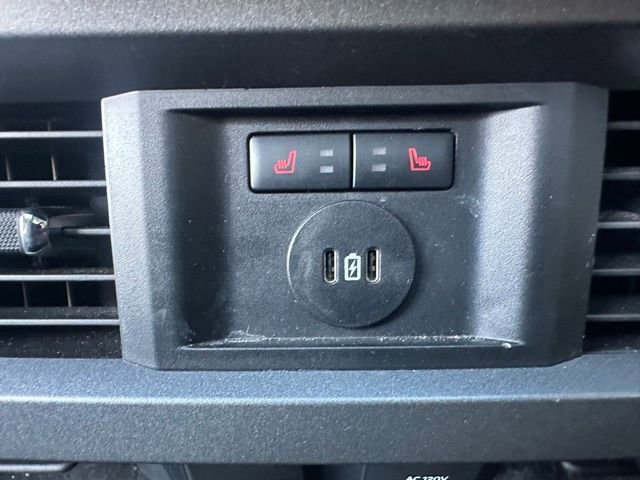 Certified 2023 Ford F250 Lariat w/ Sport Appearance Package image 32