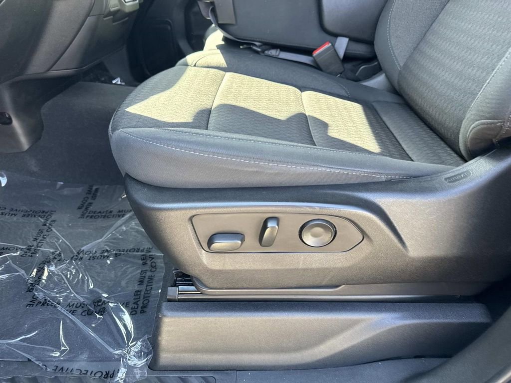 Used 2022 Chevrolet Silverado 1500 Custom RWD image 17