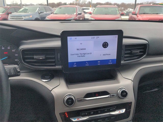 Certified 2022 Ford Explorer XLT w/ Equipment Group 202A image 37