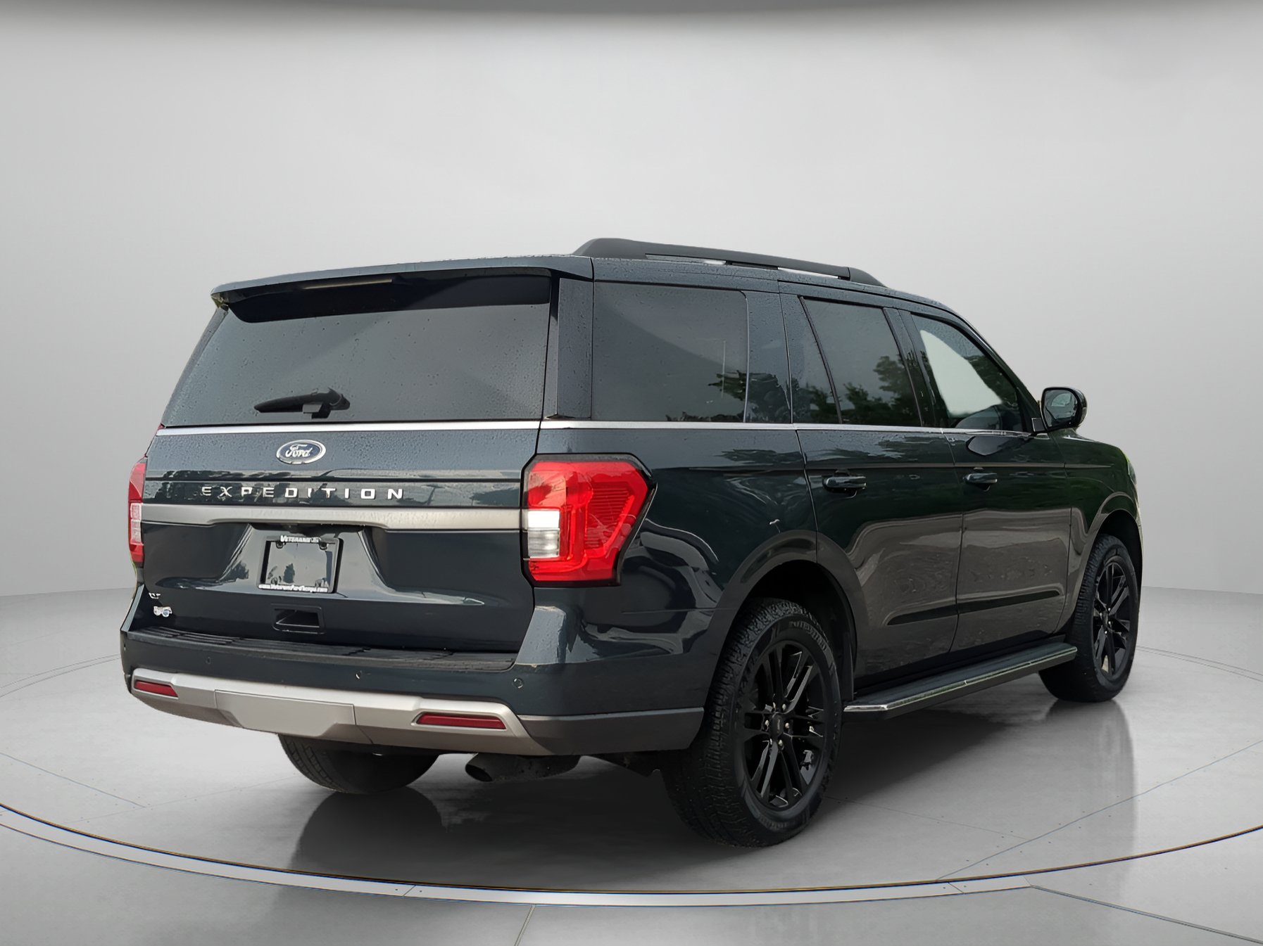 Certified 2023 Ford Expedition XLT RWD image 40