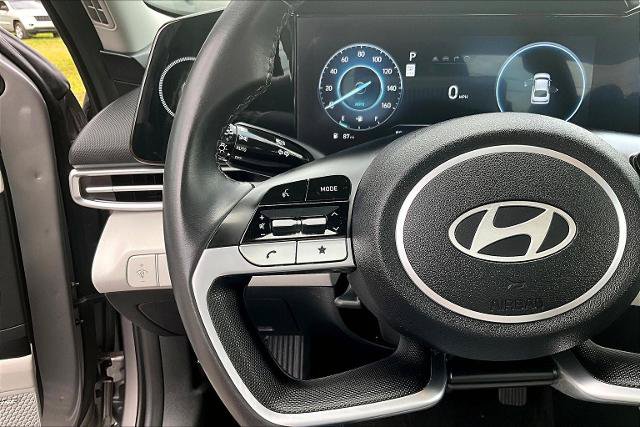 Used 2024 Hyundai Elantra Limited FWD image 18