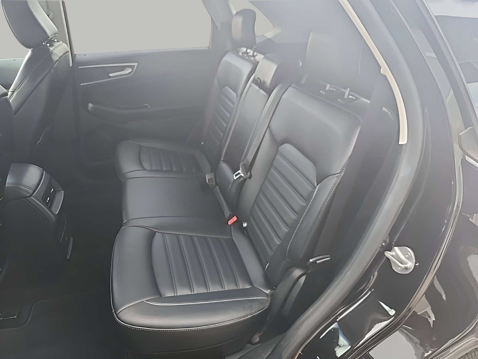 Certified 2020 Ford Edge SEL w/ Cold Weather Package image 13