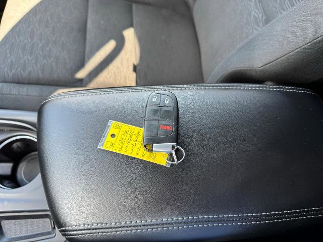 Used 2024 Dodge Durango SXT image 18