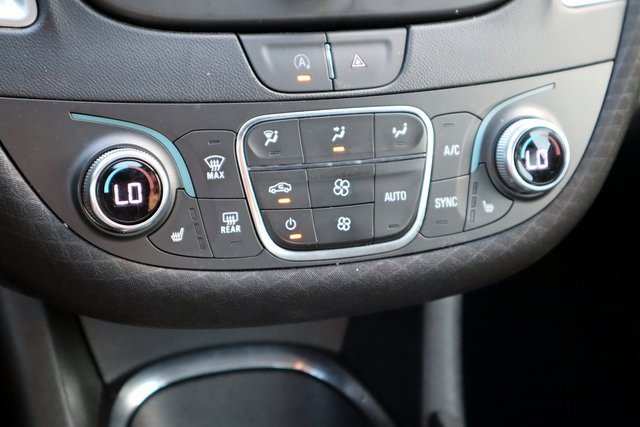 Used 2023 Chevrolet Malibu LT image 30