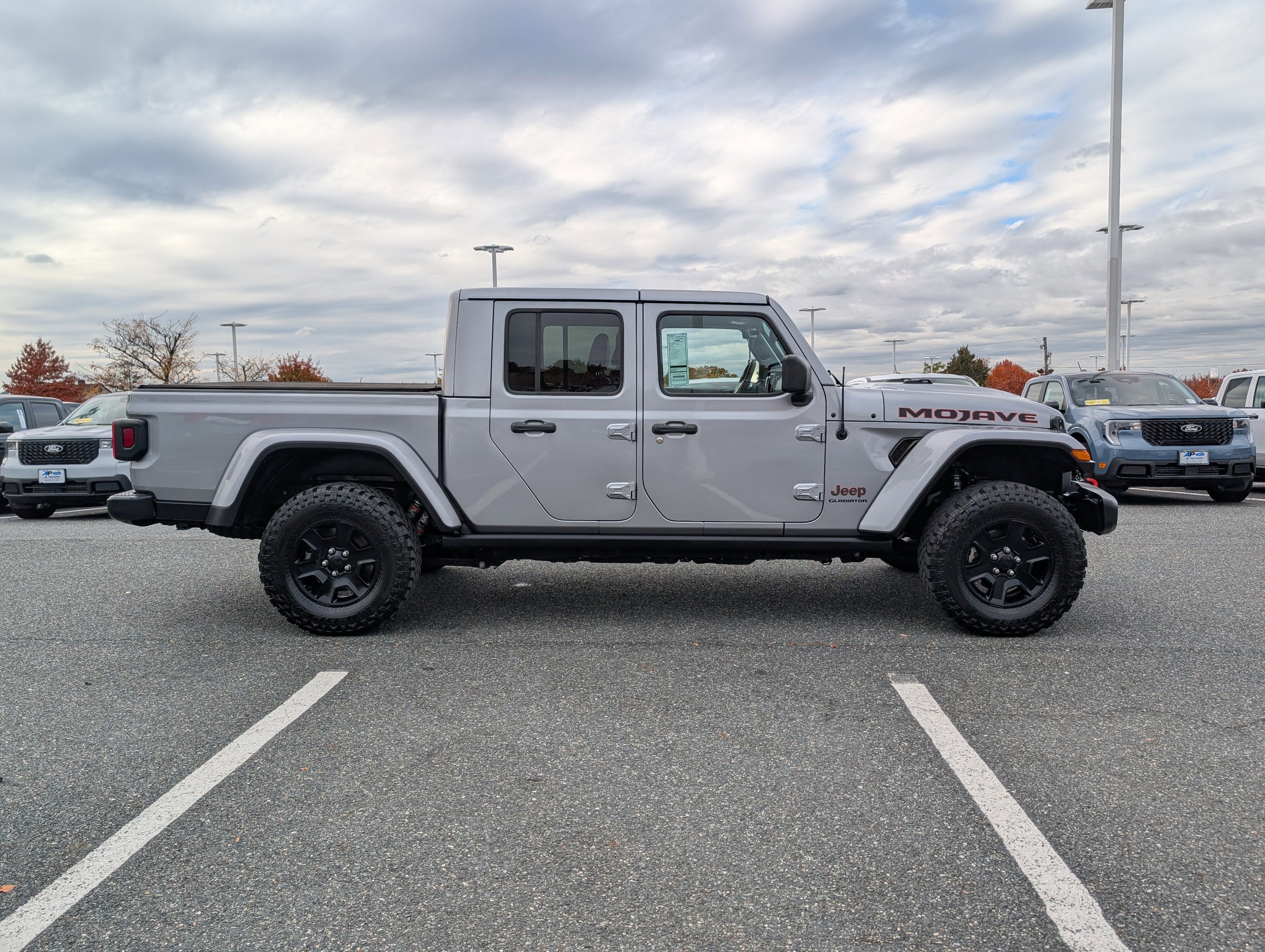 Used 2021 Jeep Gladiator Mojave image 6