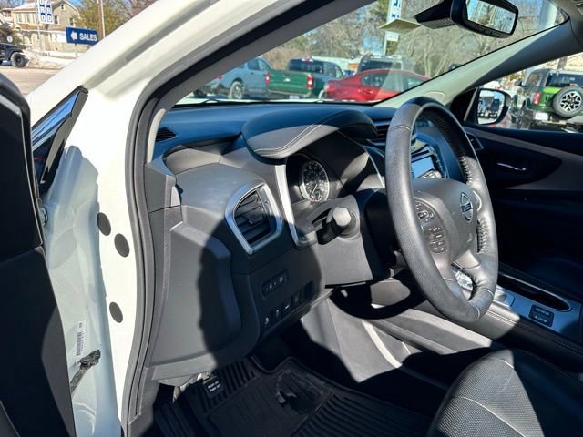 Used 2020 Nissan Murano SL image 29